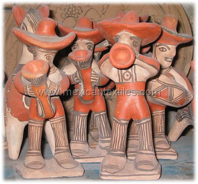 rio_balsas_crafts (13).jpg - Crafts of the Rio Balsas region.